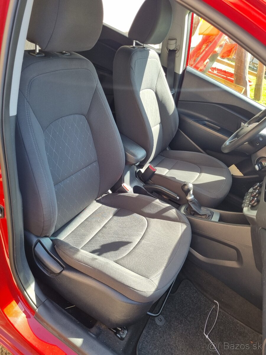 Sedadlá Kia rio