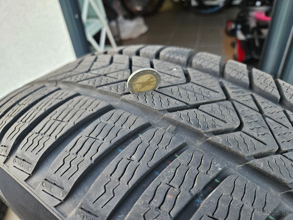 Pirelli Sottozero 3 235/55/R18