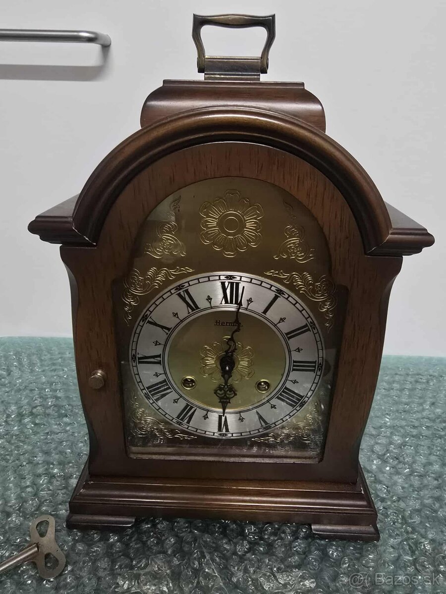 Stolové hodiny HERMLE