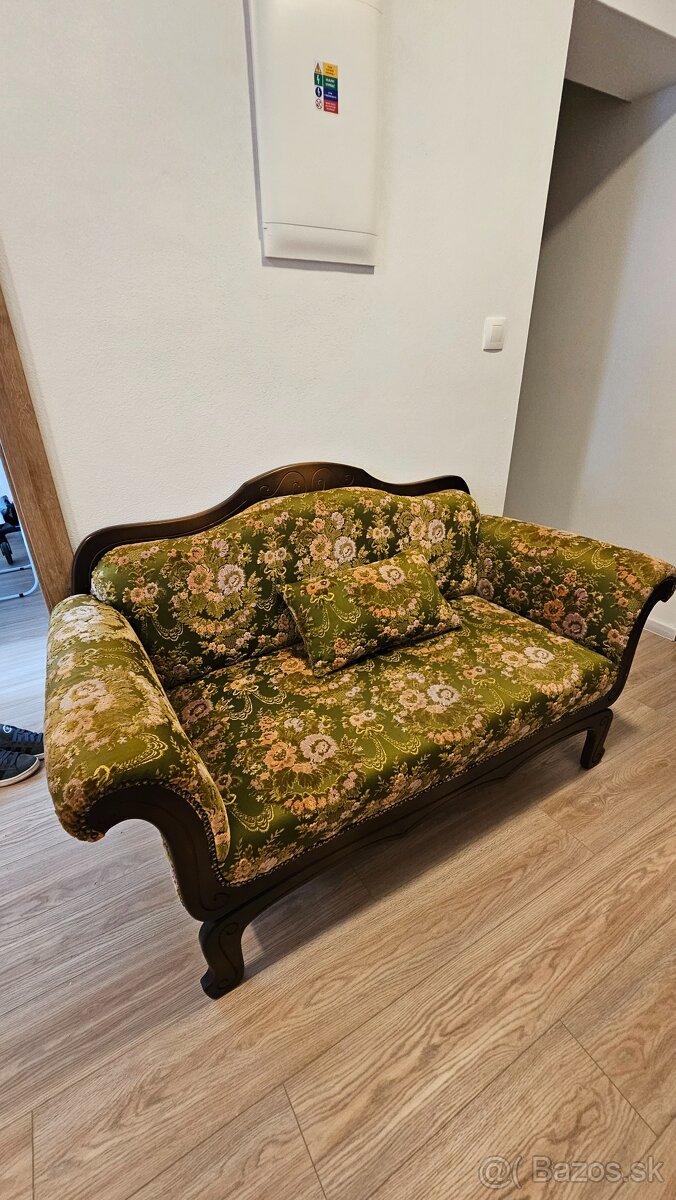 Biedeemeier pohovka