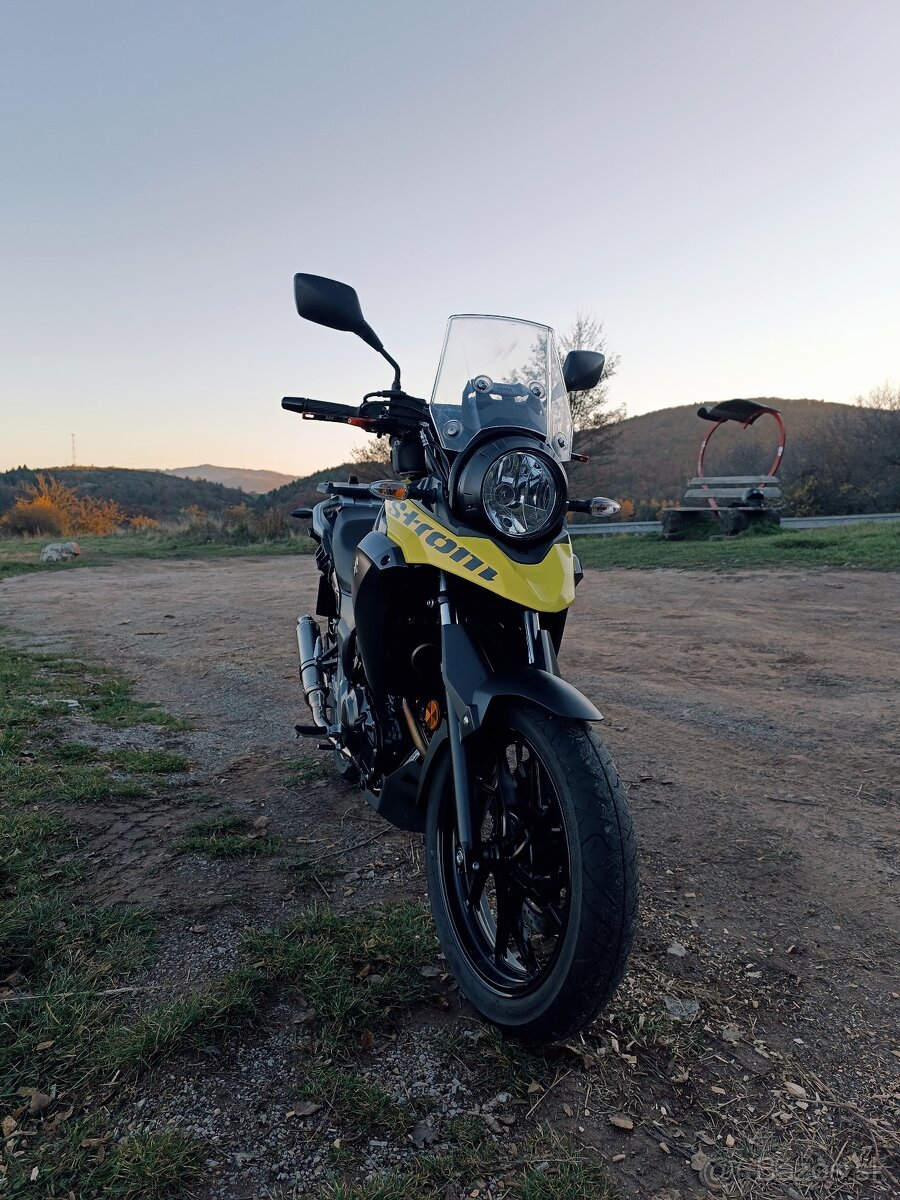 Suzuki V-Strom DL250
