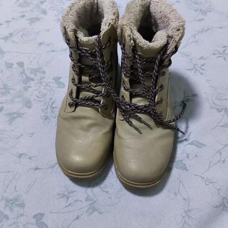 Dámske zateplené šnurovacie čižmičky WILLARD, veľkosť 36