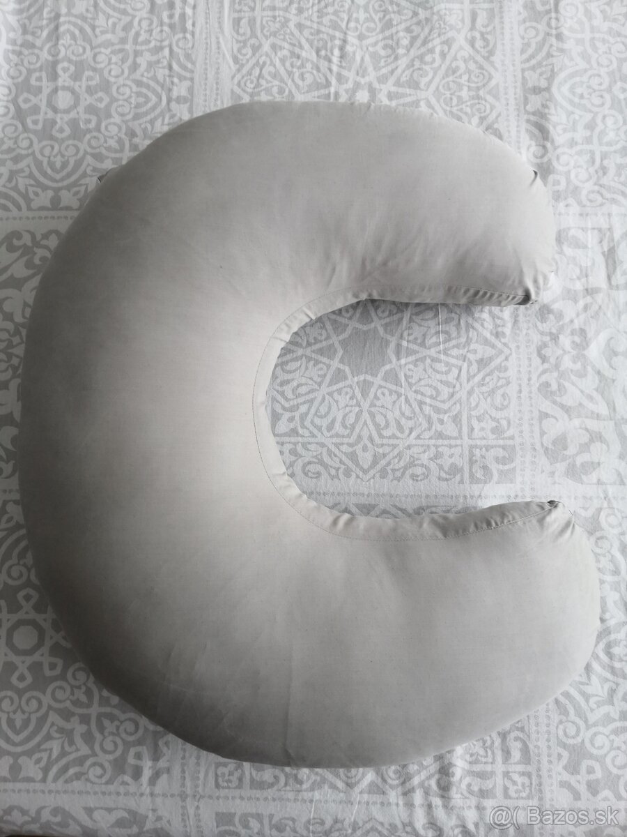 Vankúš na dojčenie