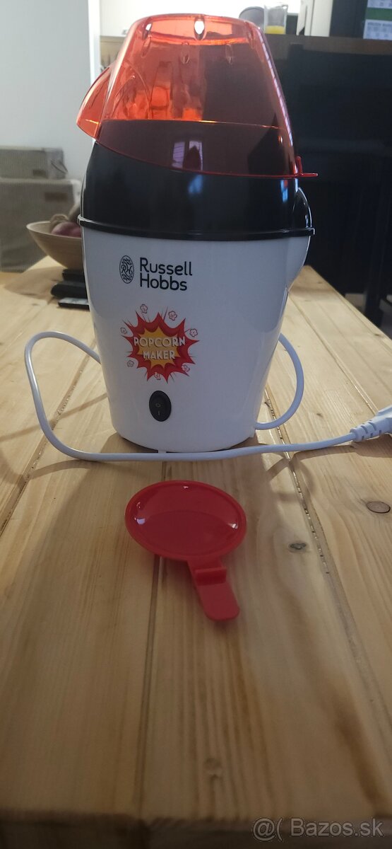 Popkornovač Russell Hobbs