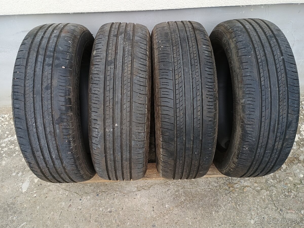 Dunlop letné pneumatiky R 18