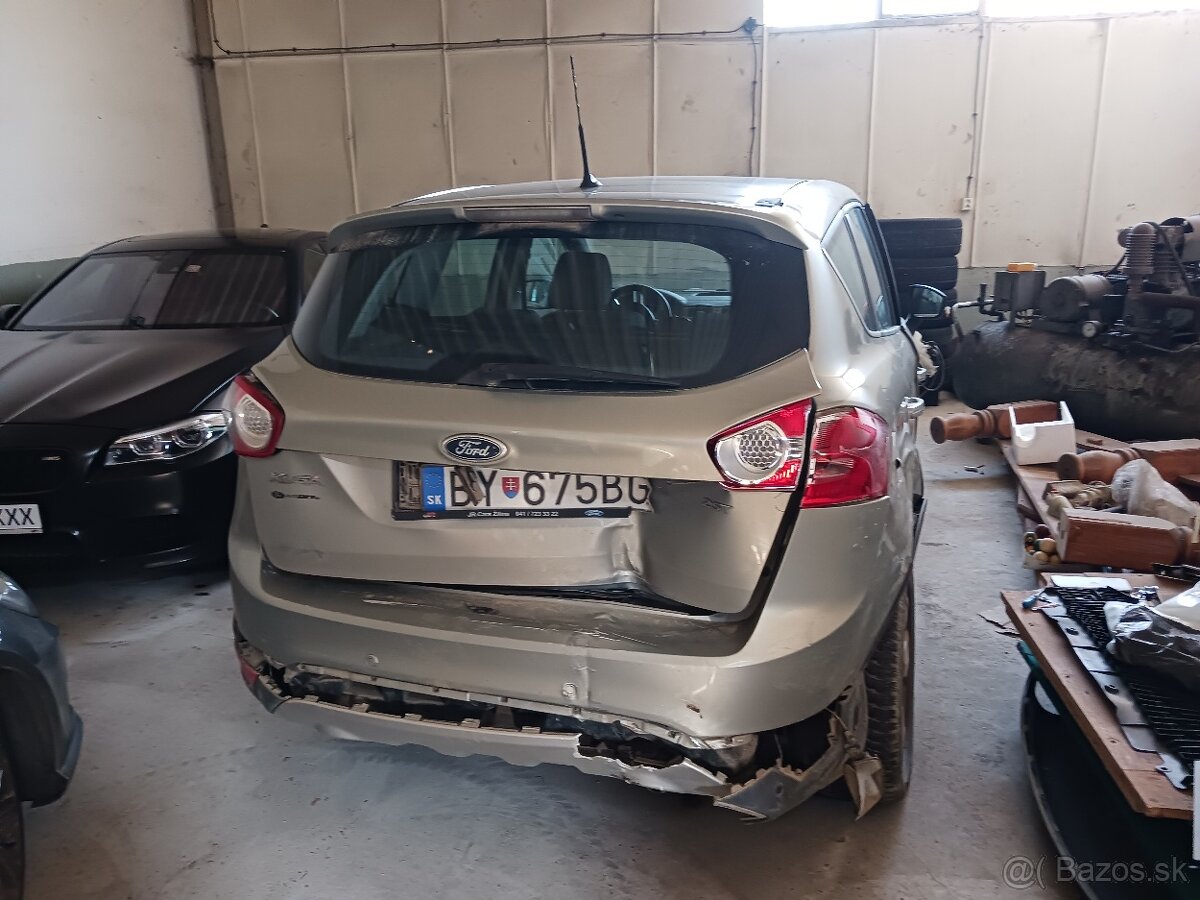 Ford Kuga 2.5 turbo benzín