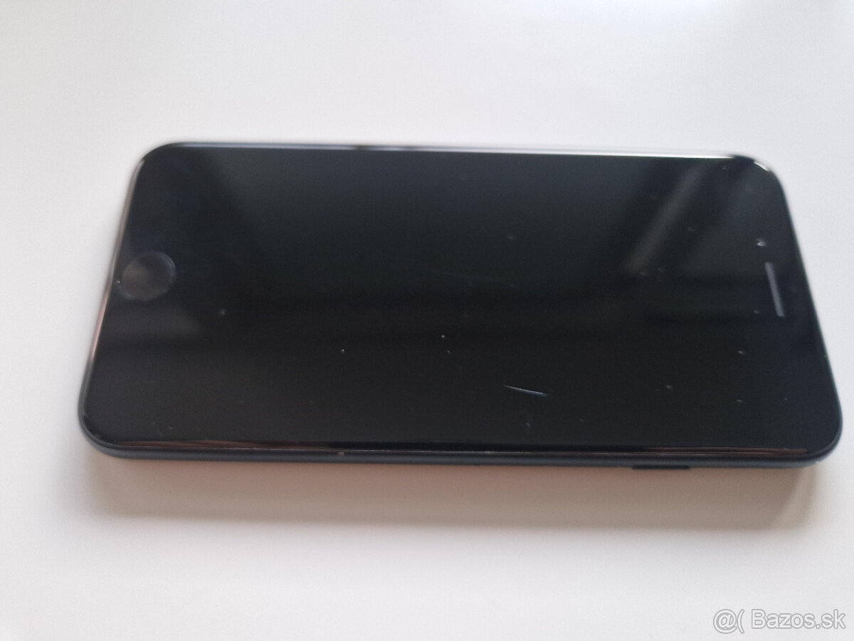 iPhone SE 2022 64GB