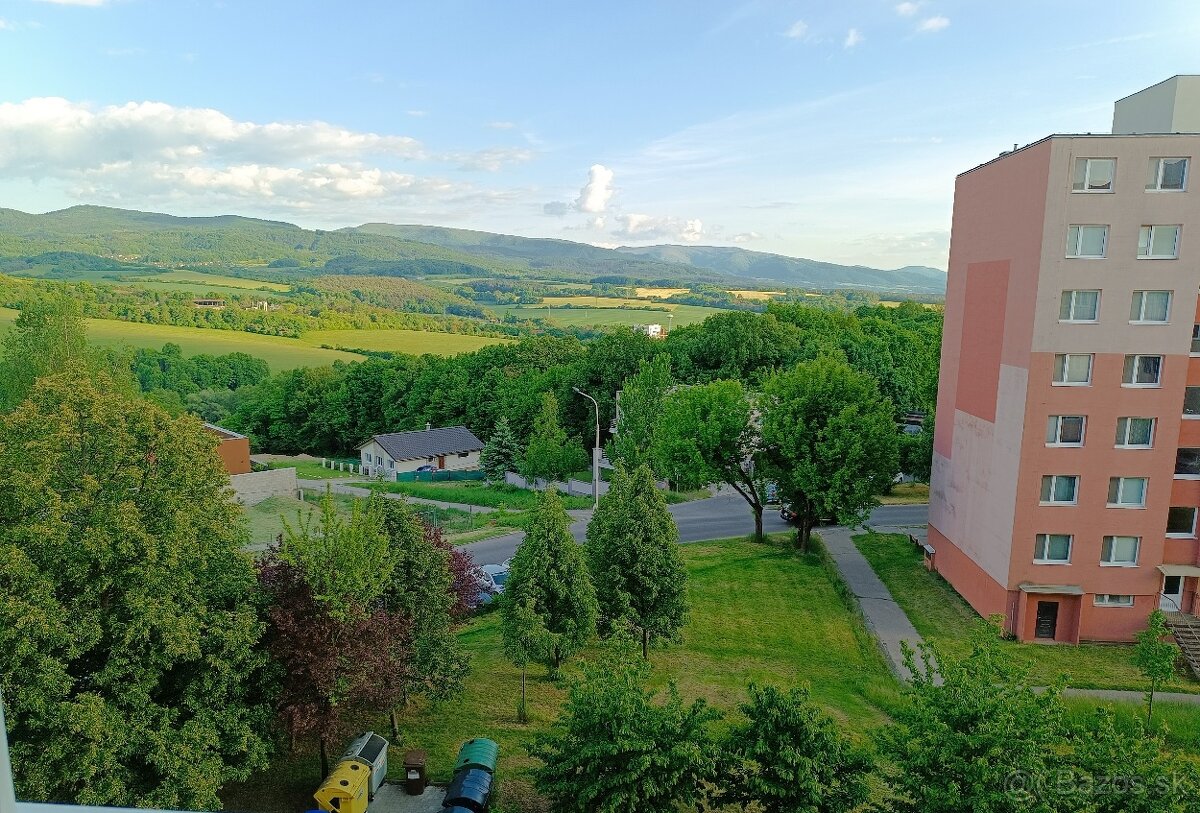 Trojizbový byt na sídlisku Sever