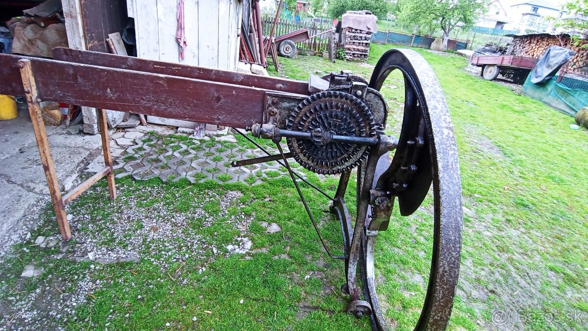 Rezačka na seno