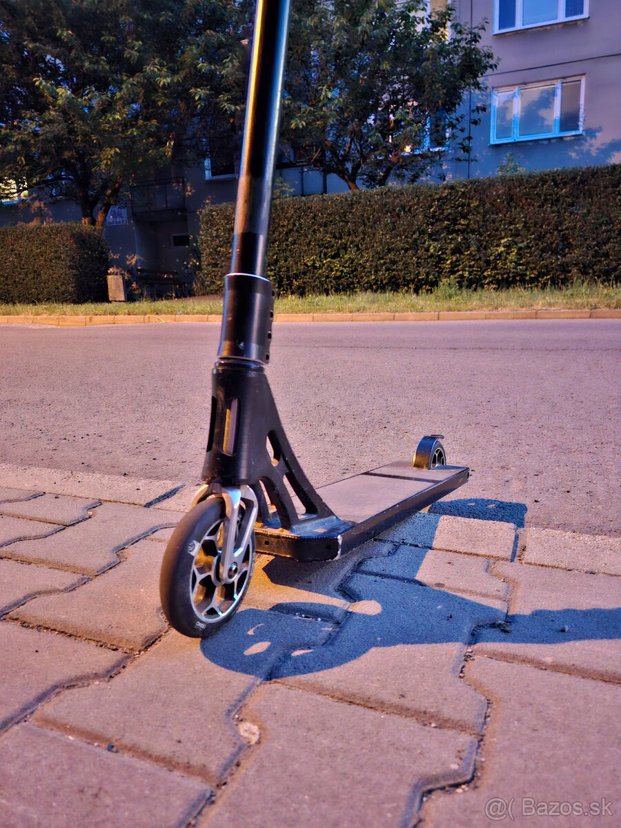 Freestyle kolobežka Black mamba