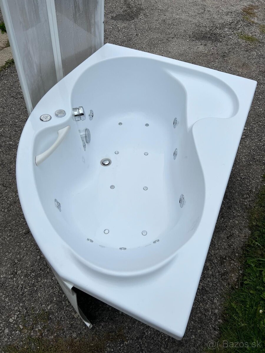 Hydromasážna vaňa