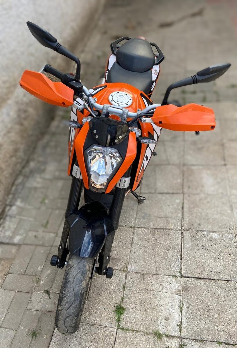 KTM Duke 200