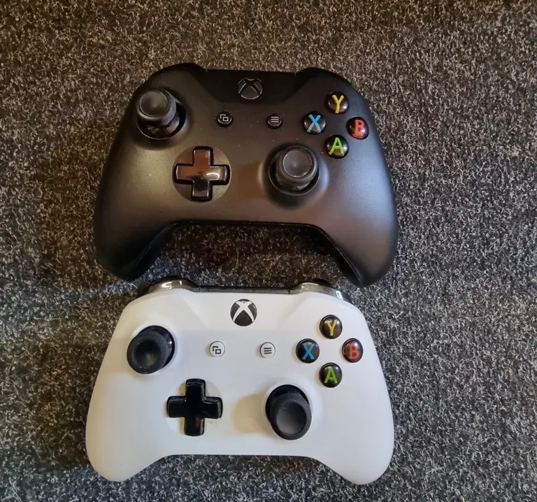Ovladač Xbox One & Series