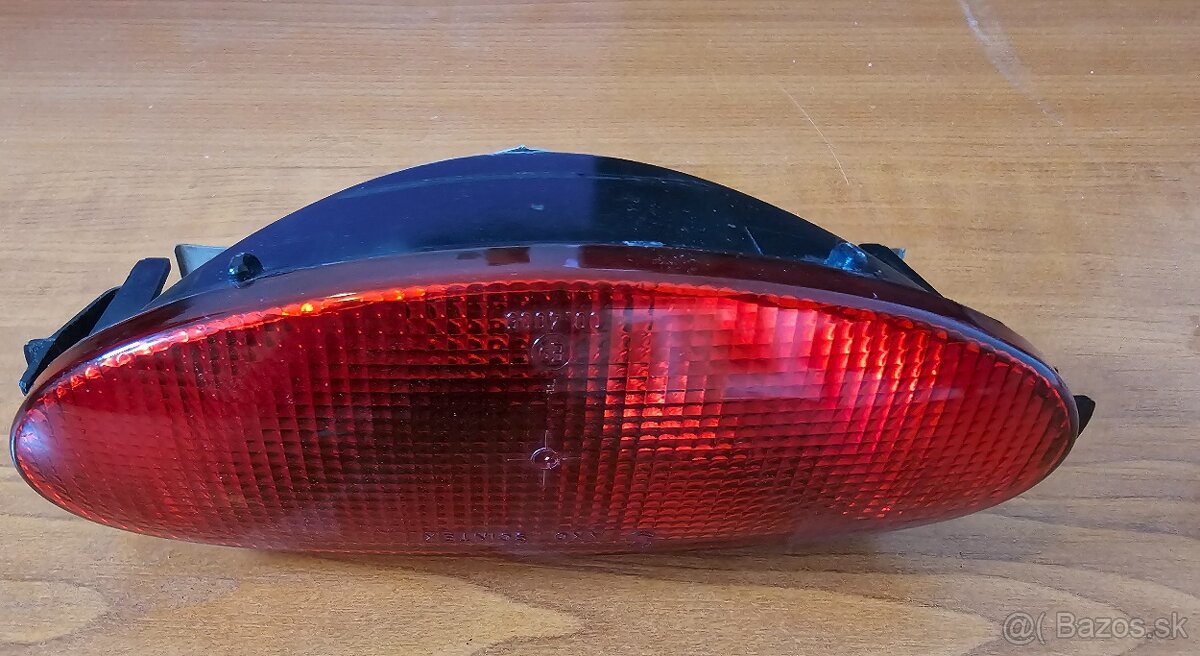 Zadná hmlovka Peugeot 206