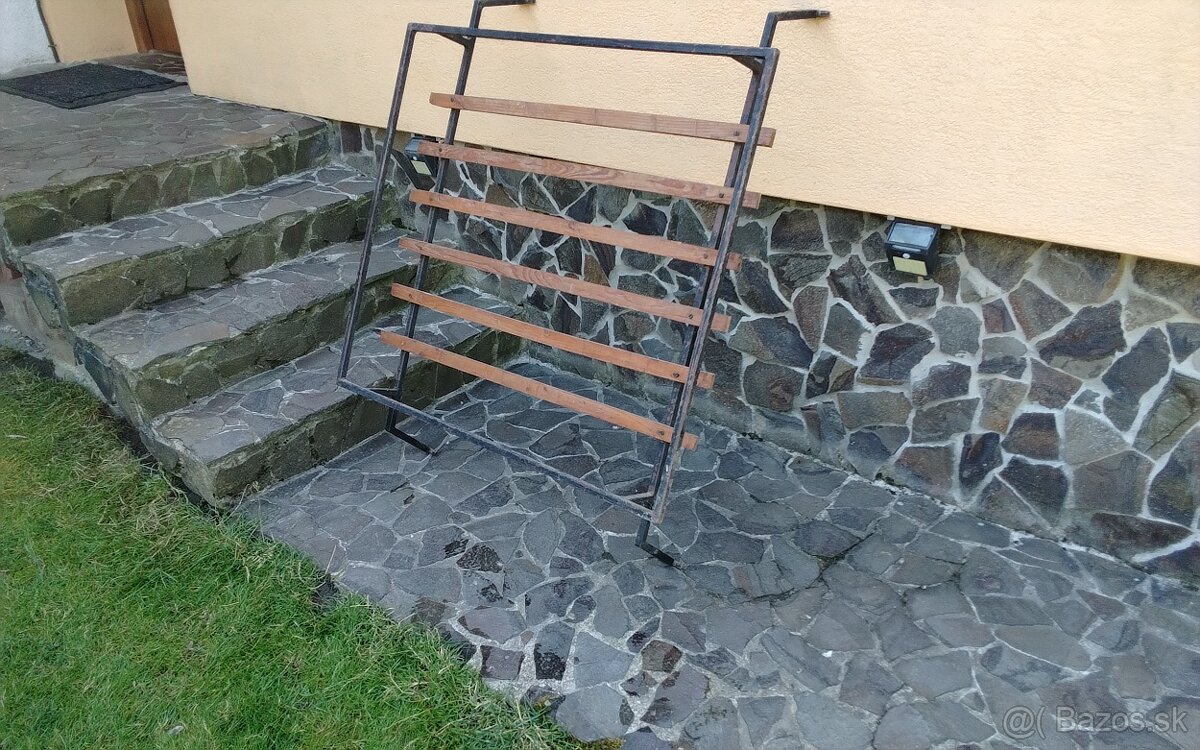 Záhradka na auto