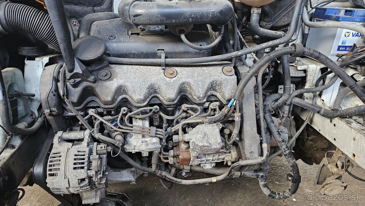 KOMPLETNÍ MOTOR 2.5TDI AJT