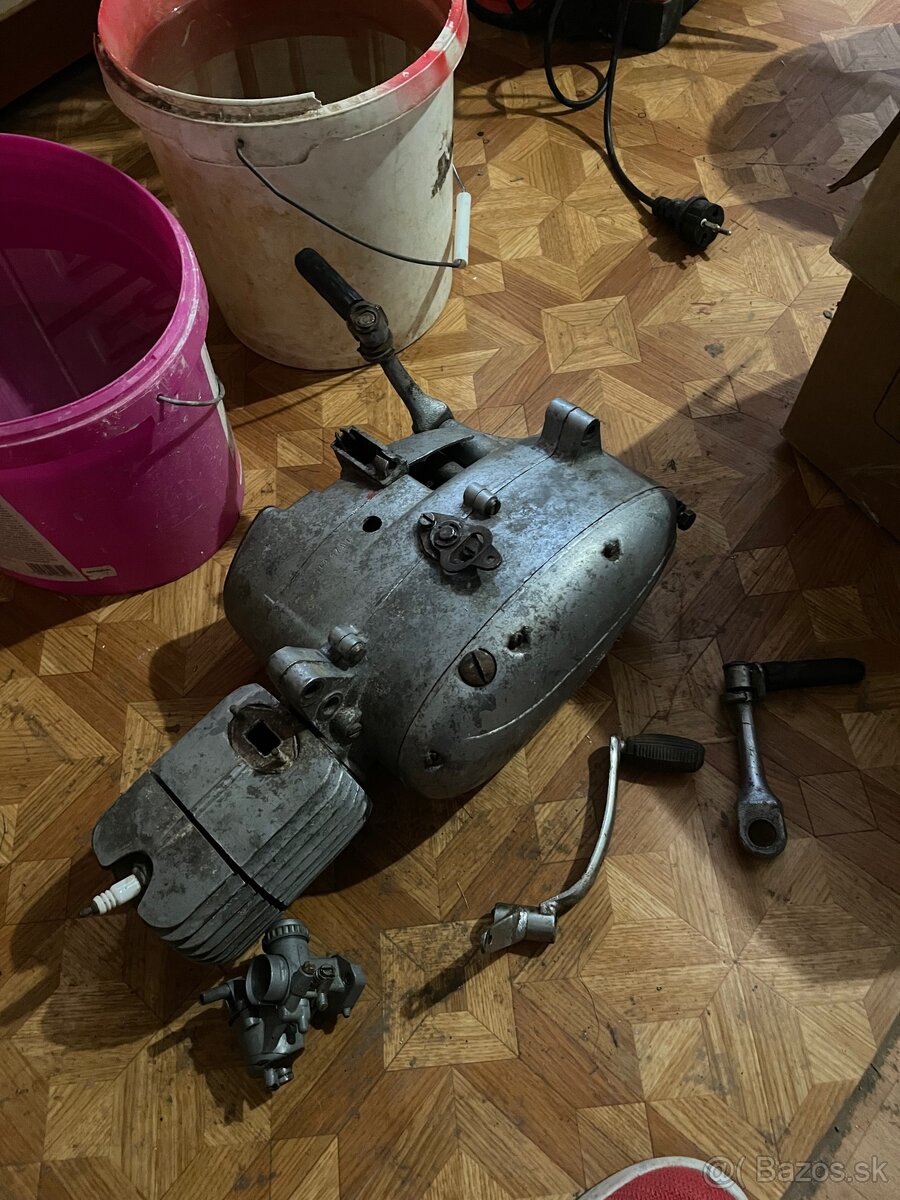 Jawa 50 pionier motor