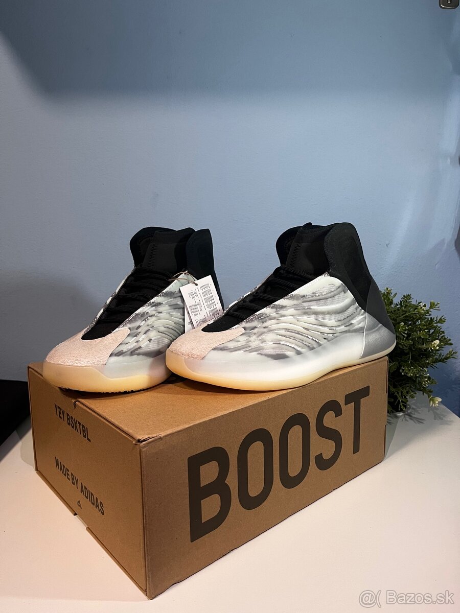 Yeezy Quantum 42 NOVÉ