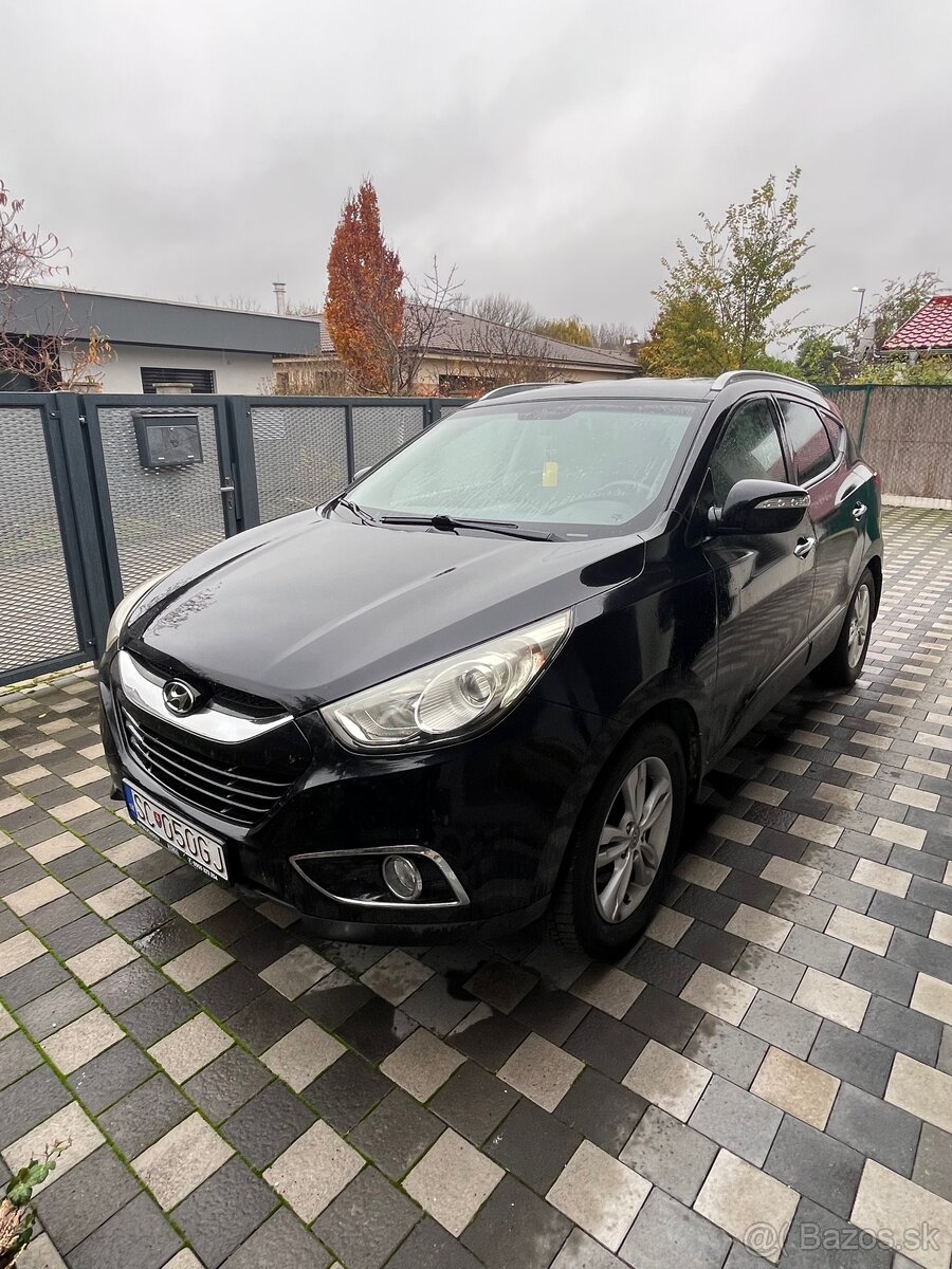 Hyundai ix35 2.0 crdi 2011 4x4 s uzávierkou a s ťažným