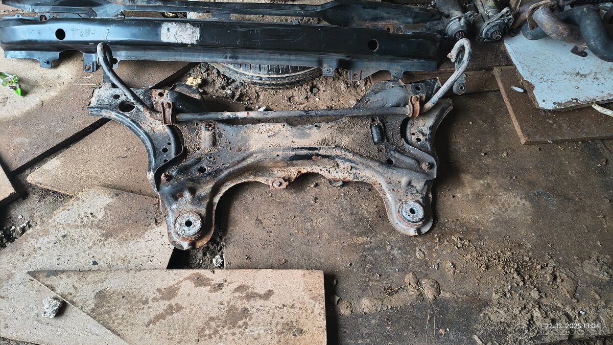 Predná náprava Octavia 1