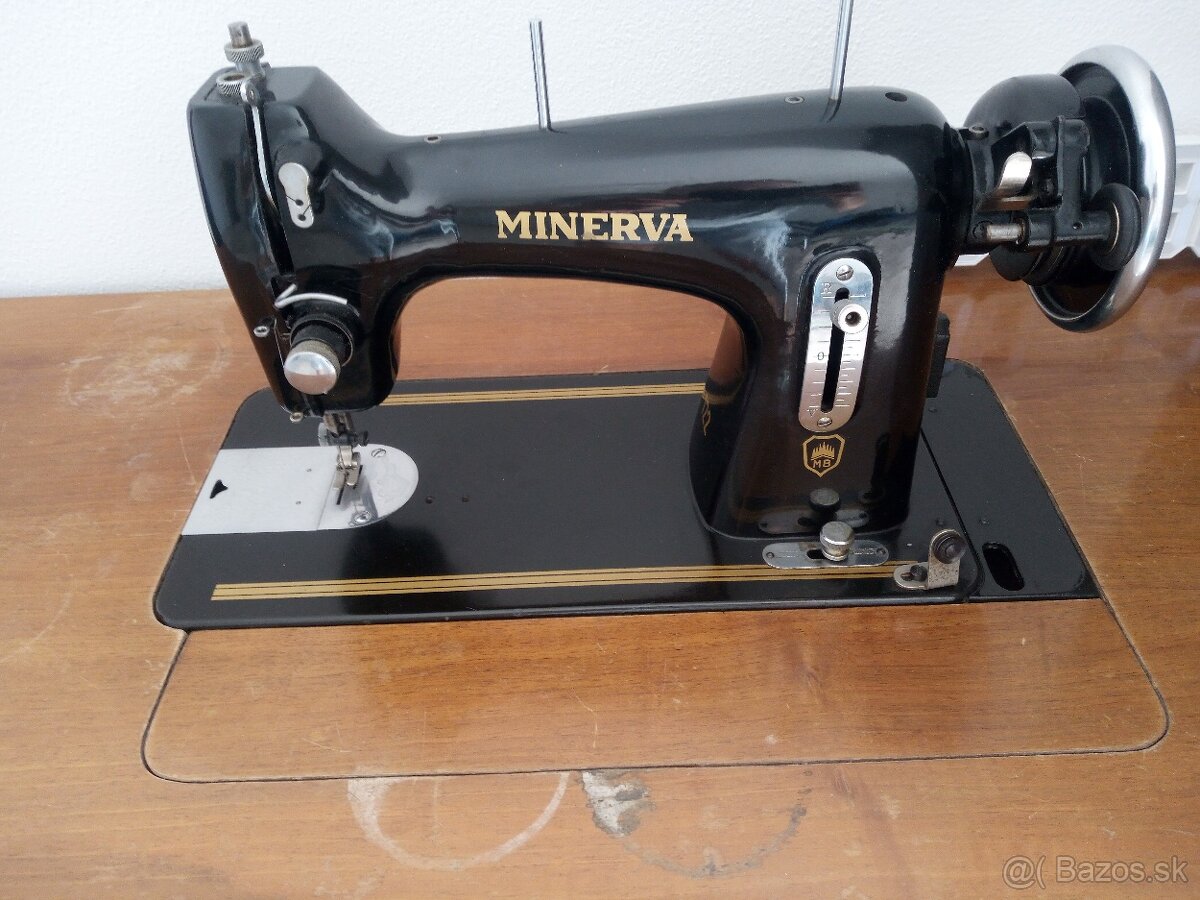 Predám šijací stroj Minerva