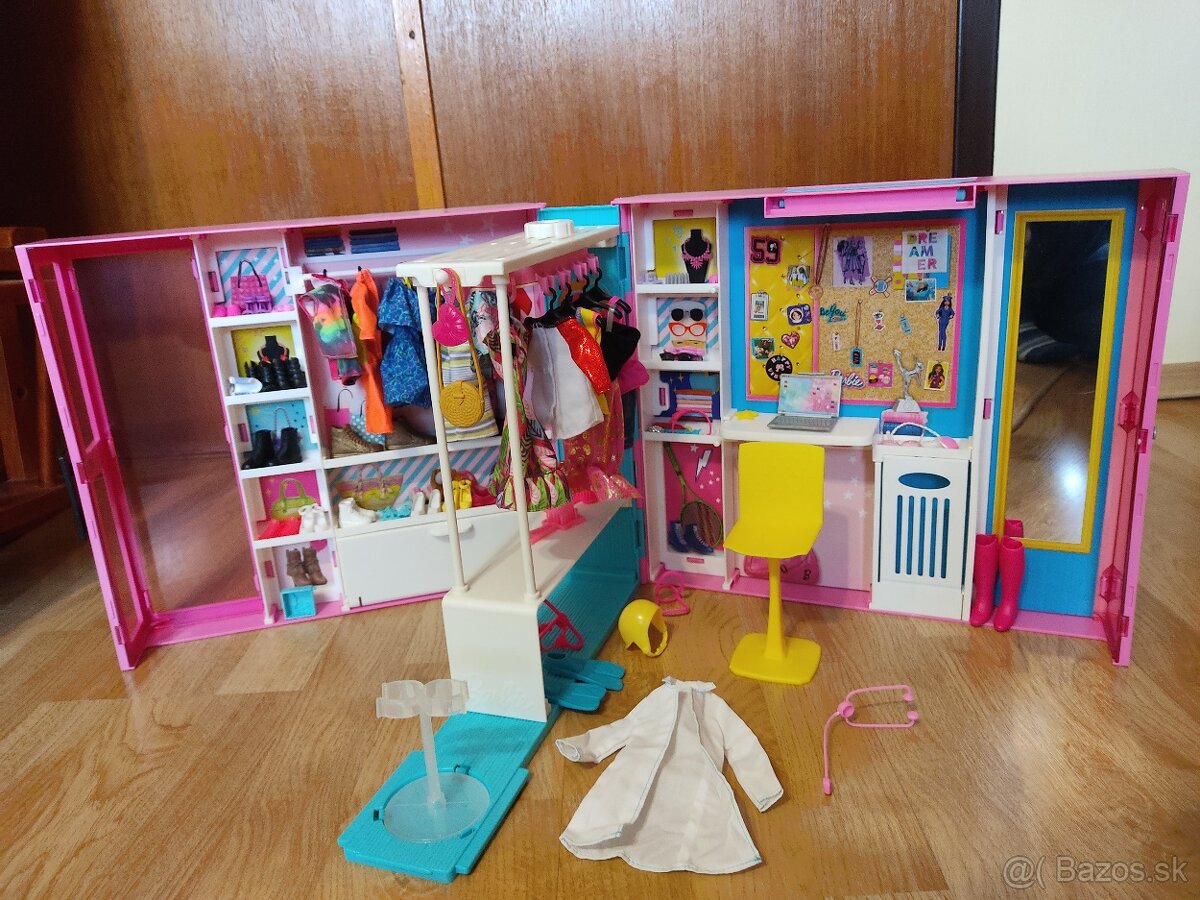 Skriňa na oblečenie Barbie