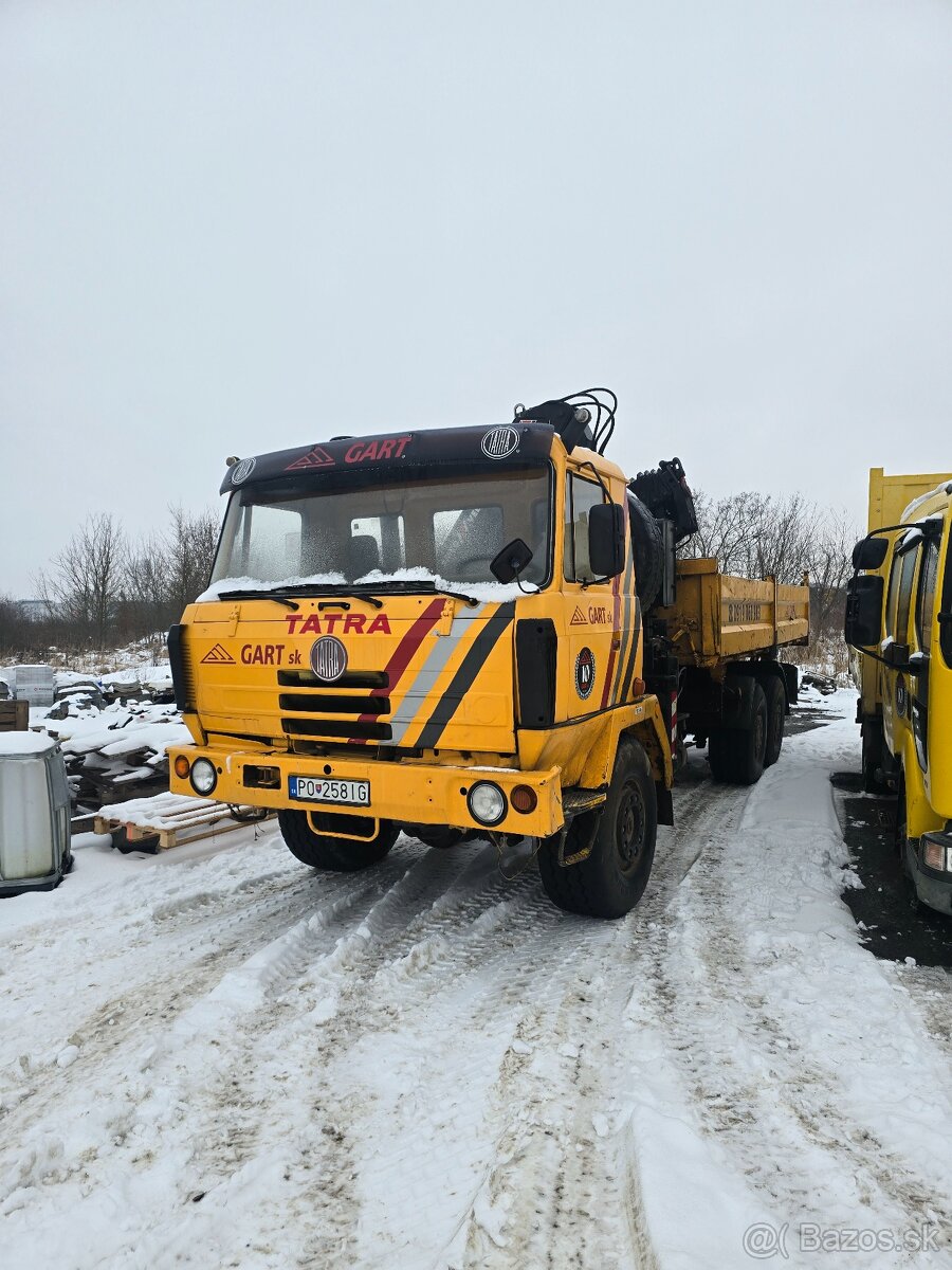 Tatra 815 6x6 s hydraulickou rukou