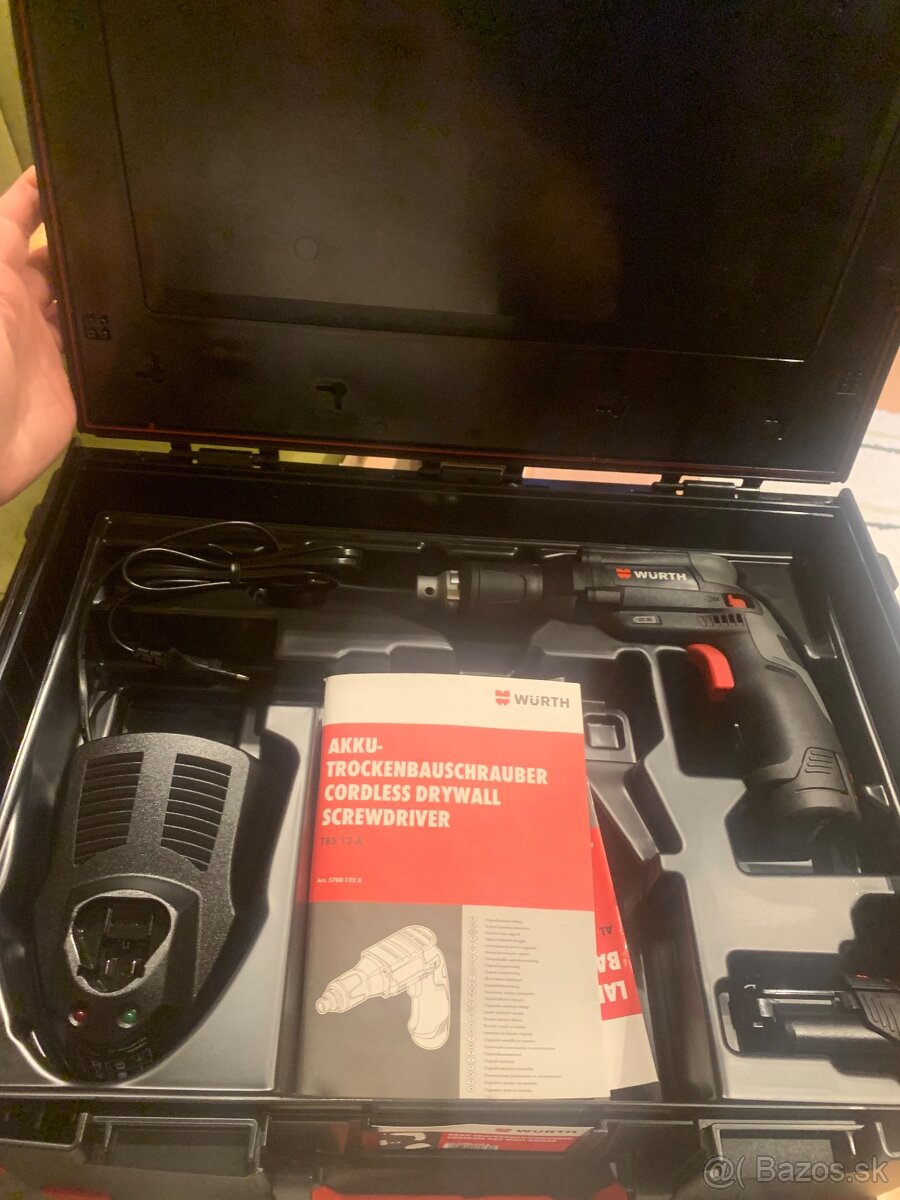 Sadrokartónový skutkovač