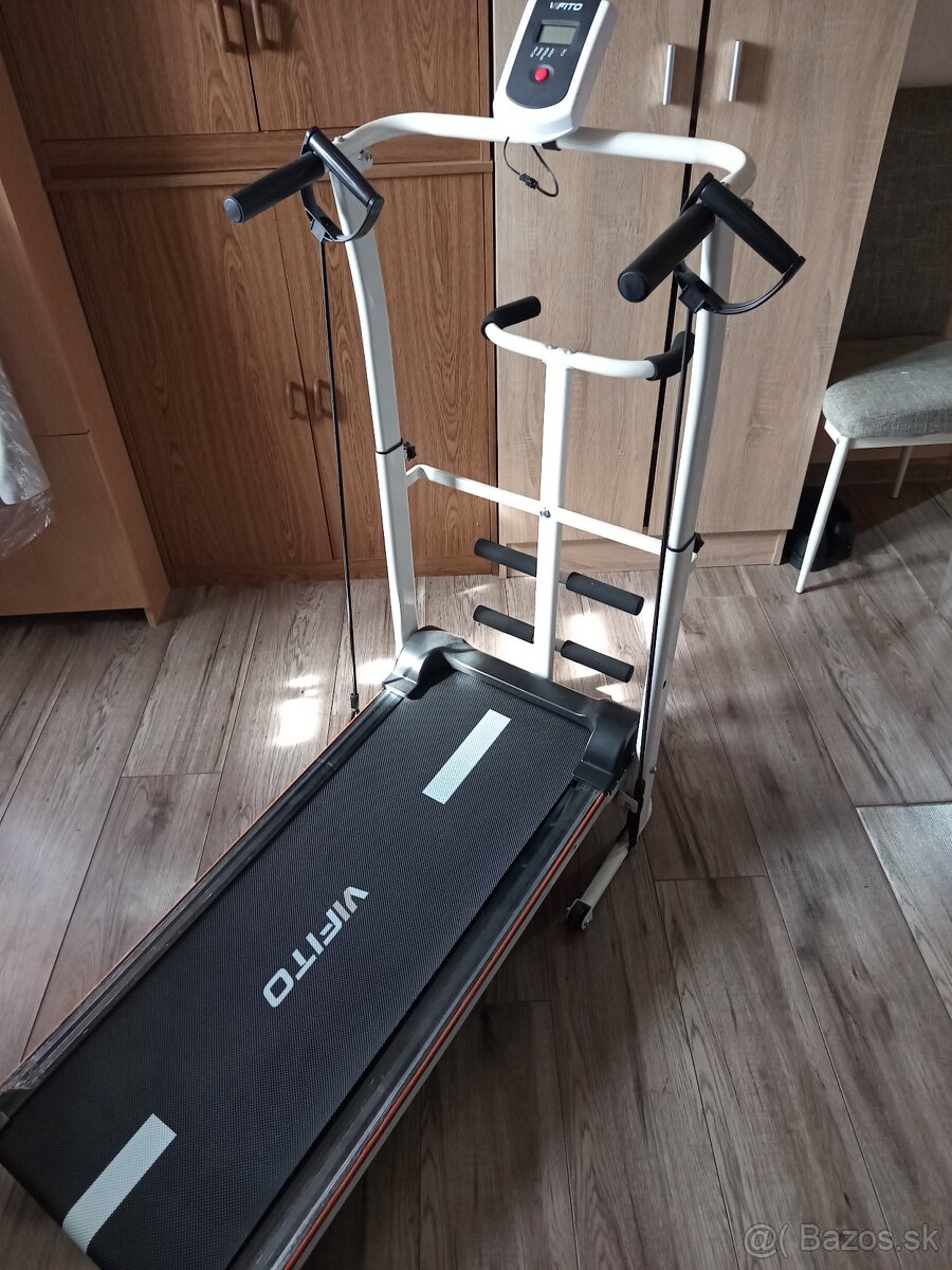 Bez motorový bežecký pás