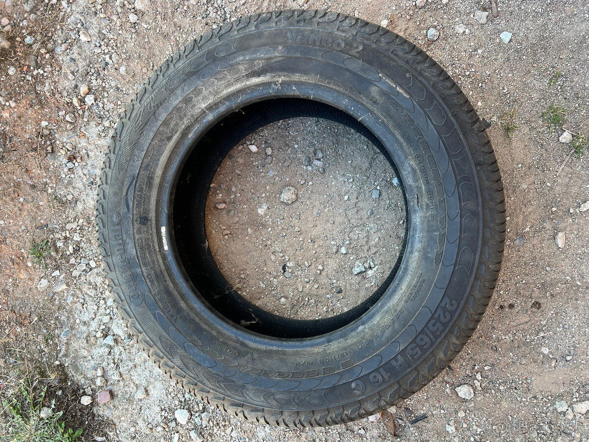 225/65R16C Letná pneu. Continental Vanco 2