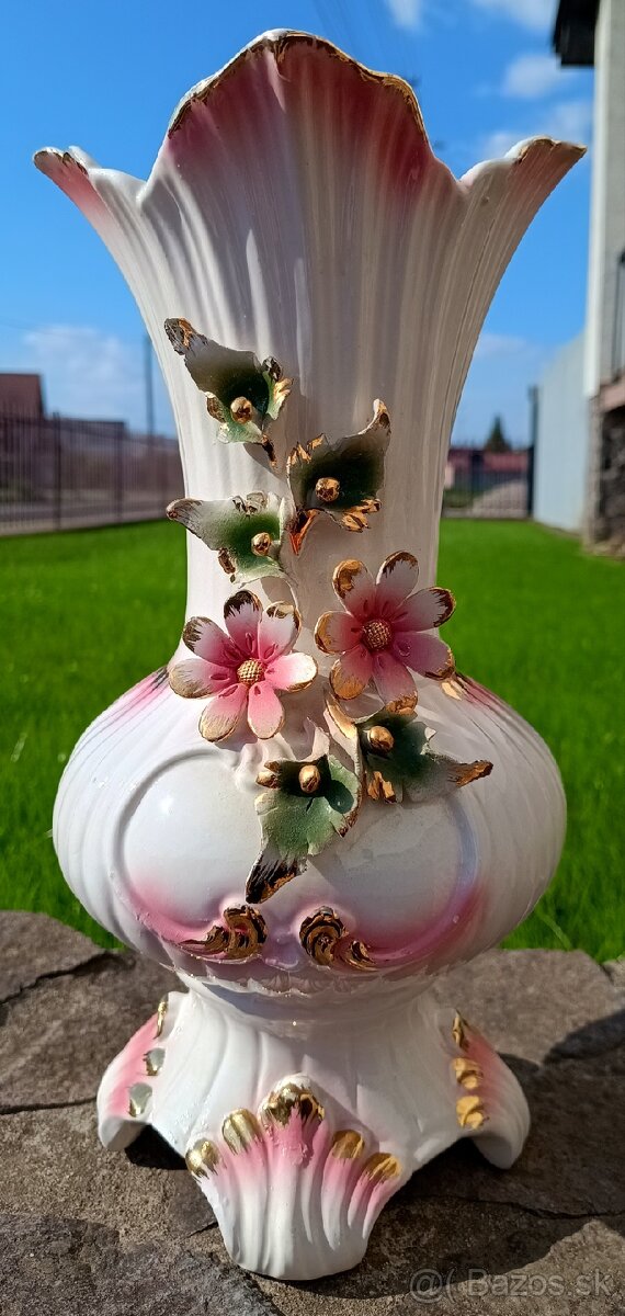 TALIANSKÁ KERAMICKÁ VÁZA S KVETMI, VÝŠKA 33CM