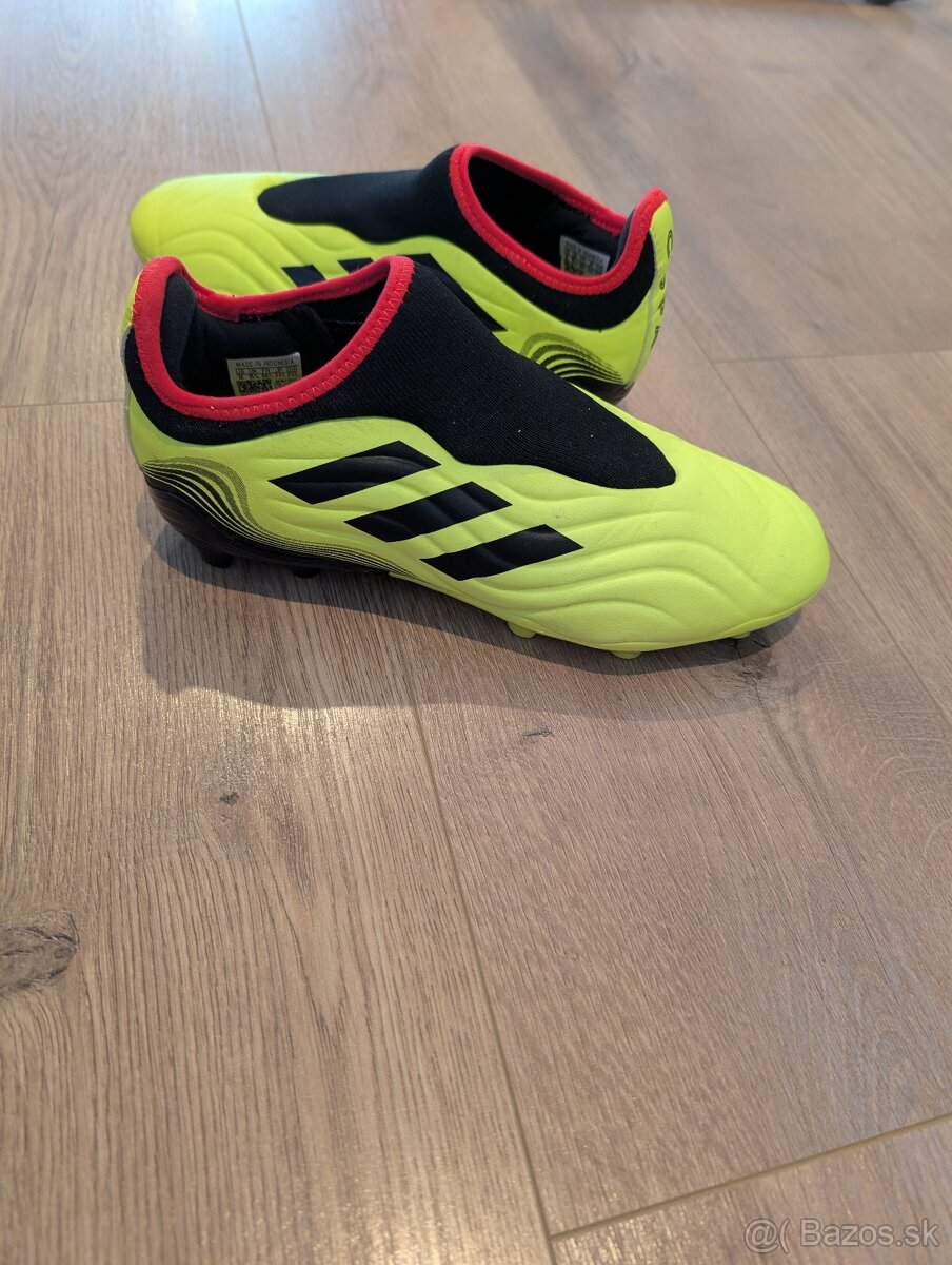 Kopačky Adidas 38 2/3