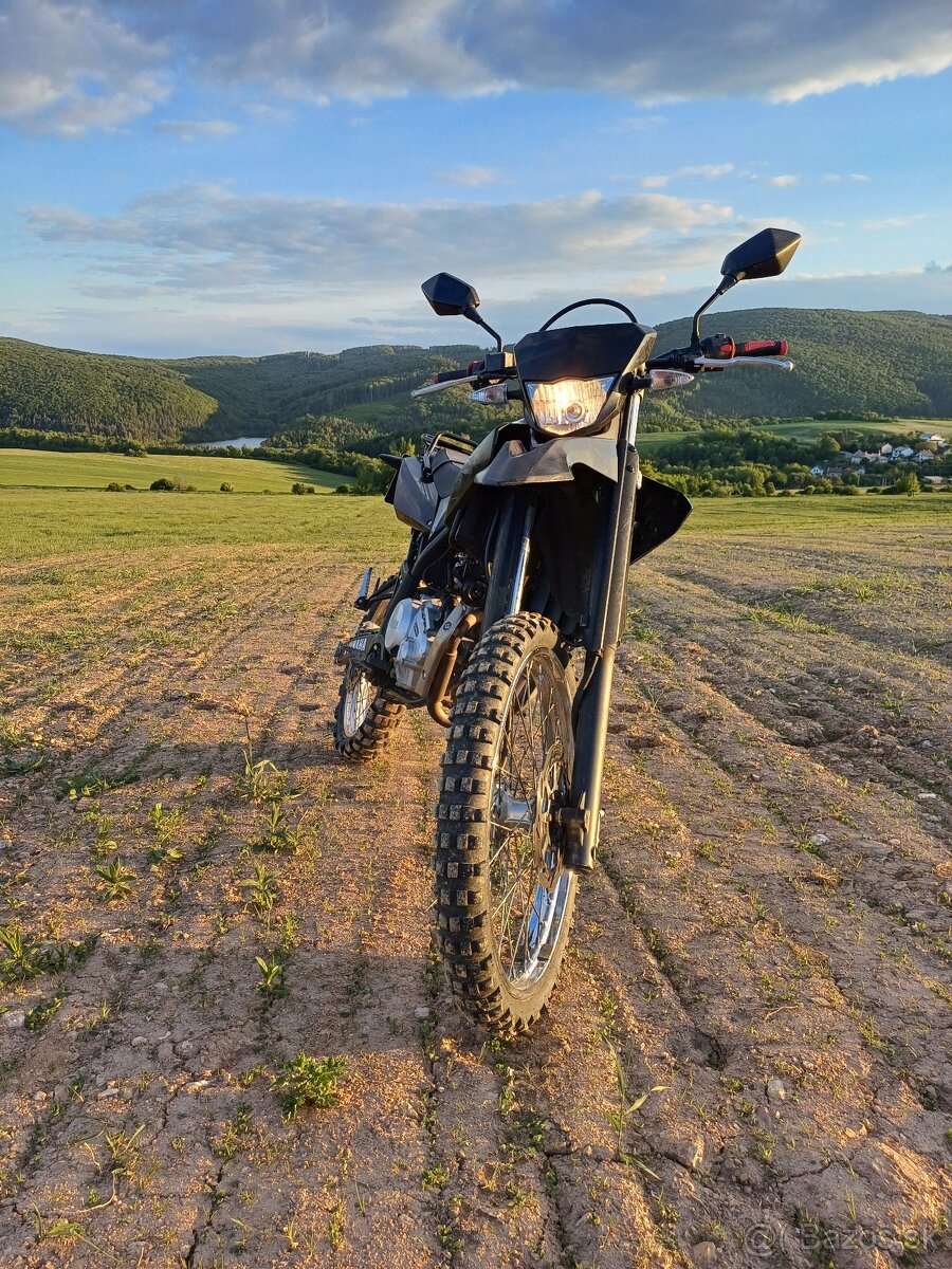 Predám Yamahu wr125r