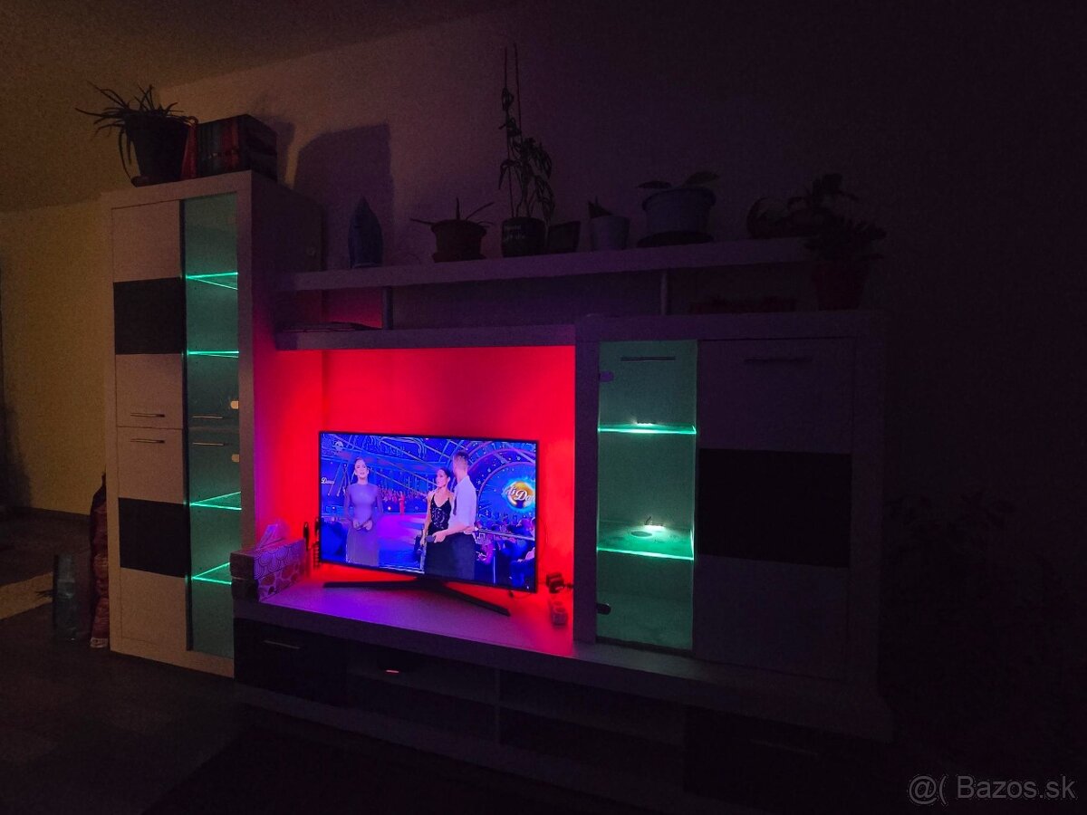 Obývacia stena