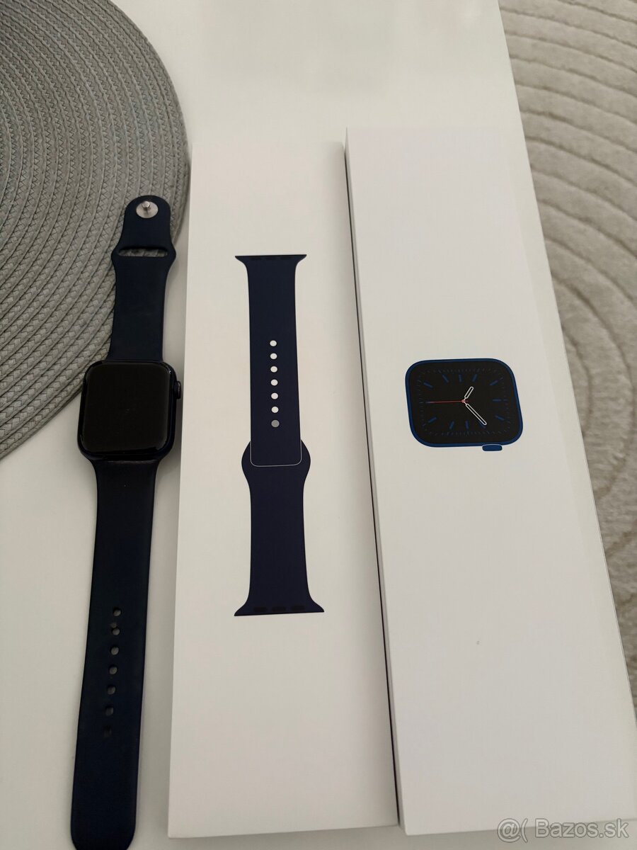 Apple Watch Series 6 44mm GPS + Cellular