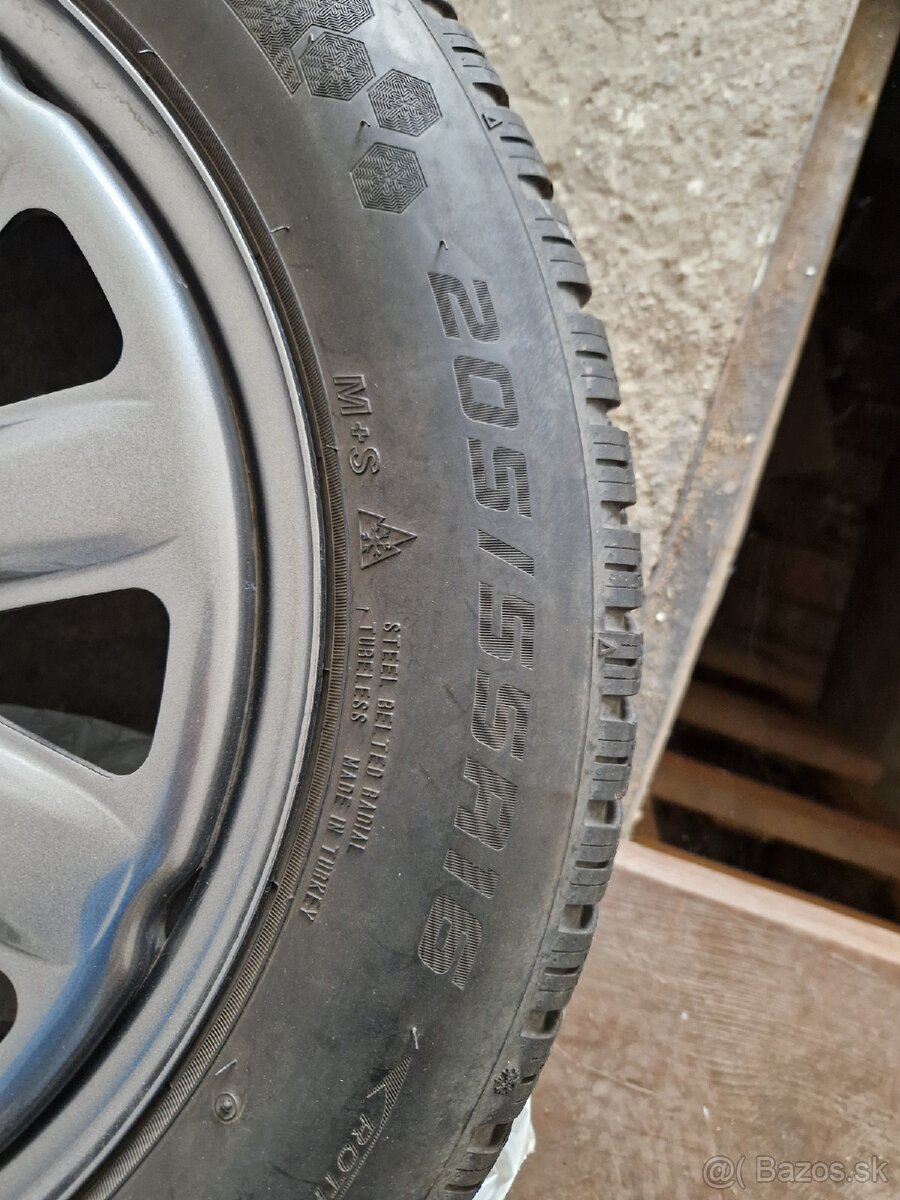 Zimne pneu 205/55 R16