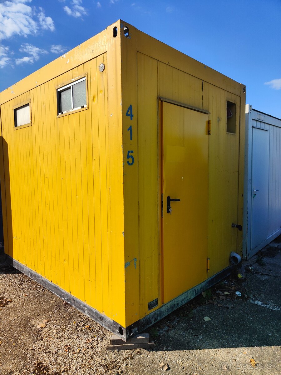Sanitarny kontajner  10' c. 415