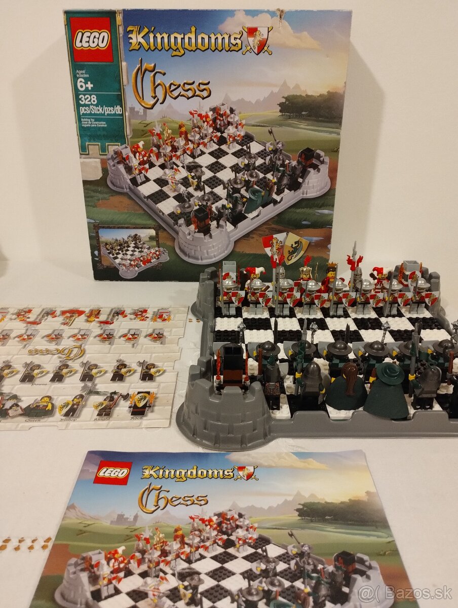 LEGO 853373 Kingdoms Chess Set