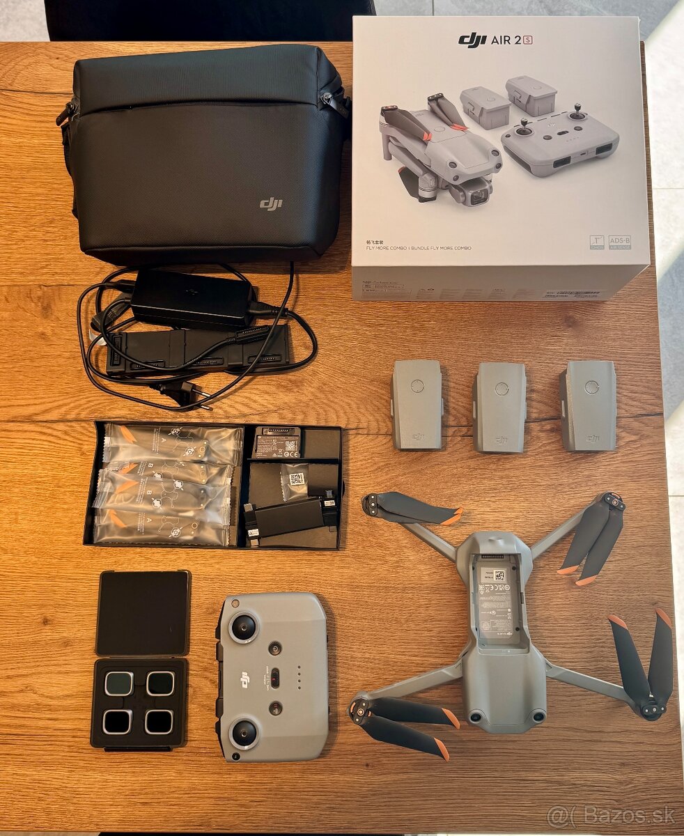 DJI Air 2S fly more combo
