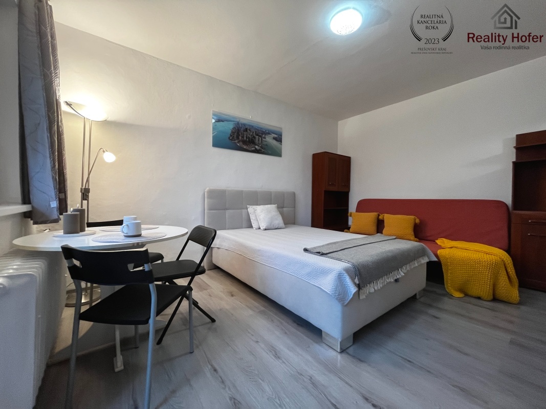 Zariadený 1 izbový byt, loggia, Ružínska, Košice - Terasa