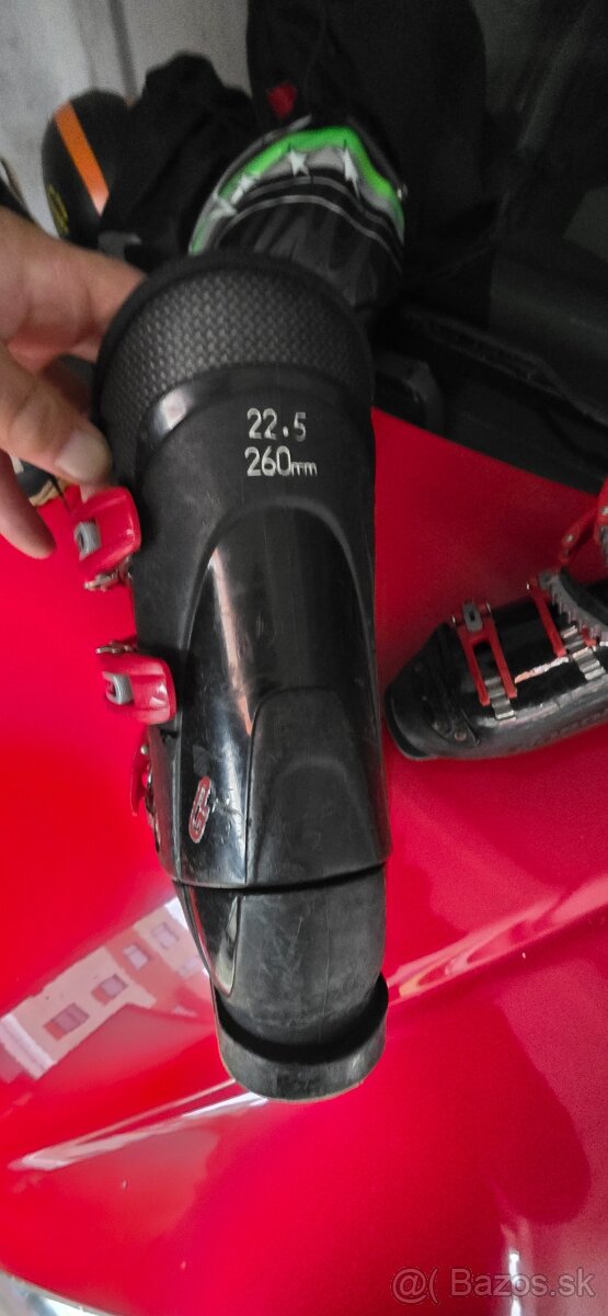 Predam detské lyžiarky