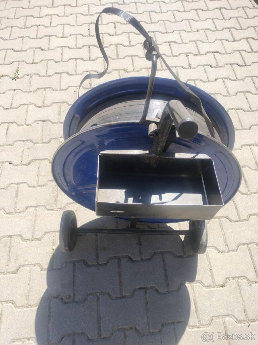 Vozík na pásku do páskovačky