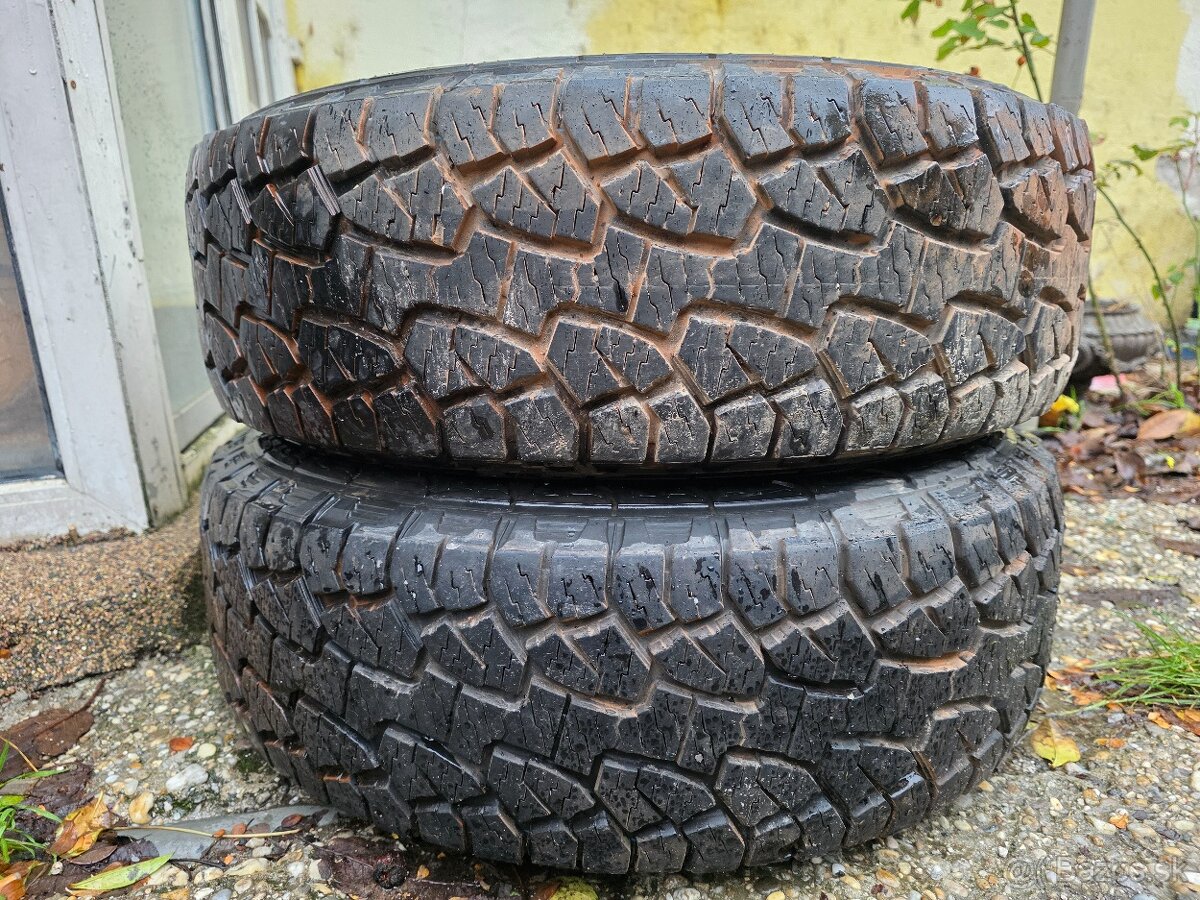 Ponúkam 2 zimné pneumatiky Hankook Dynapro 235/70 R16