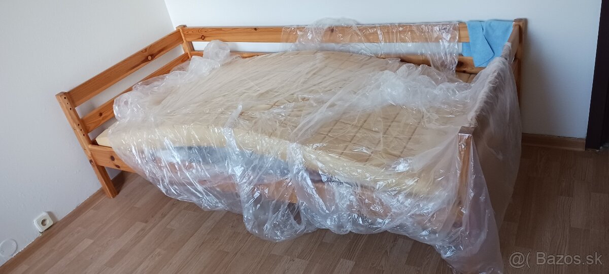 2 kusy postel +matrac