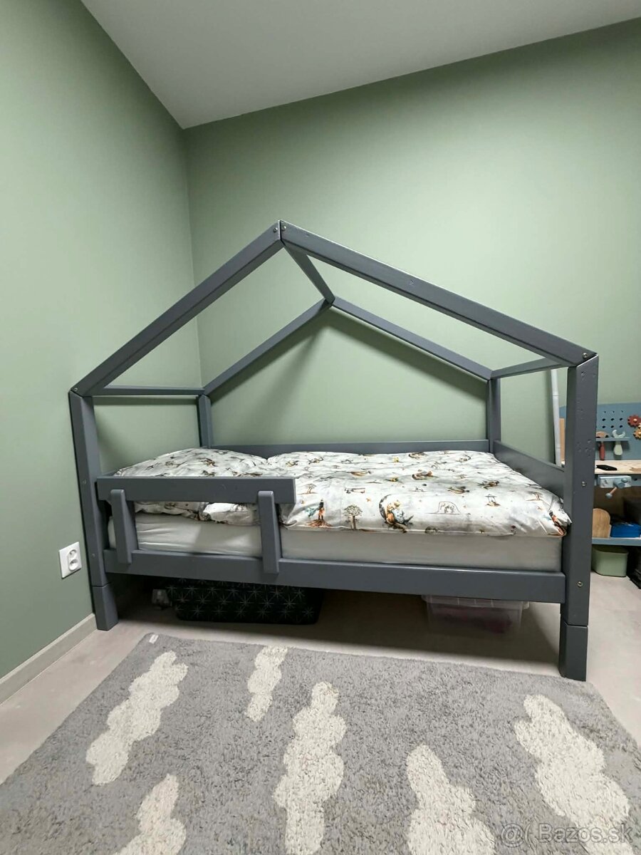 domčeková posteľ