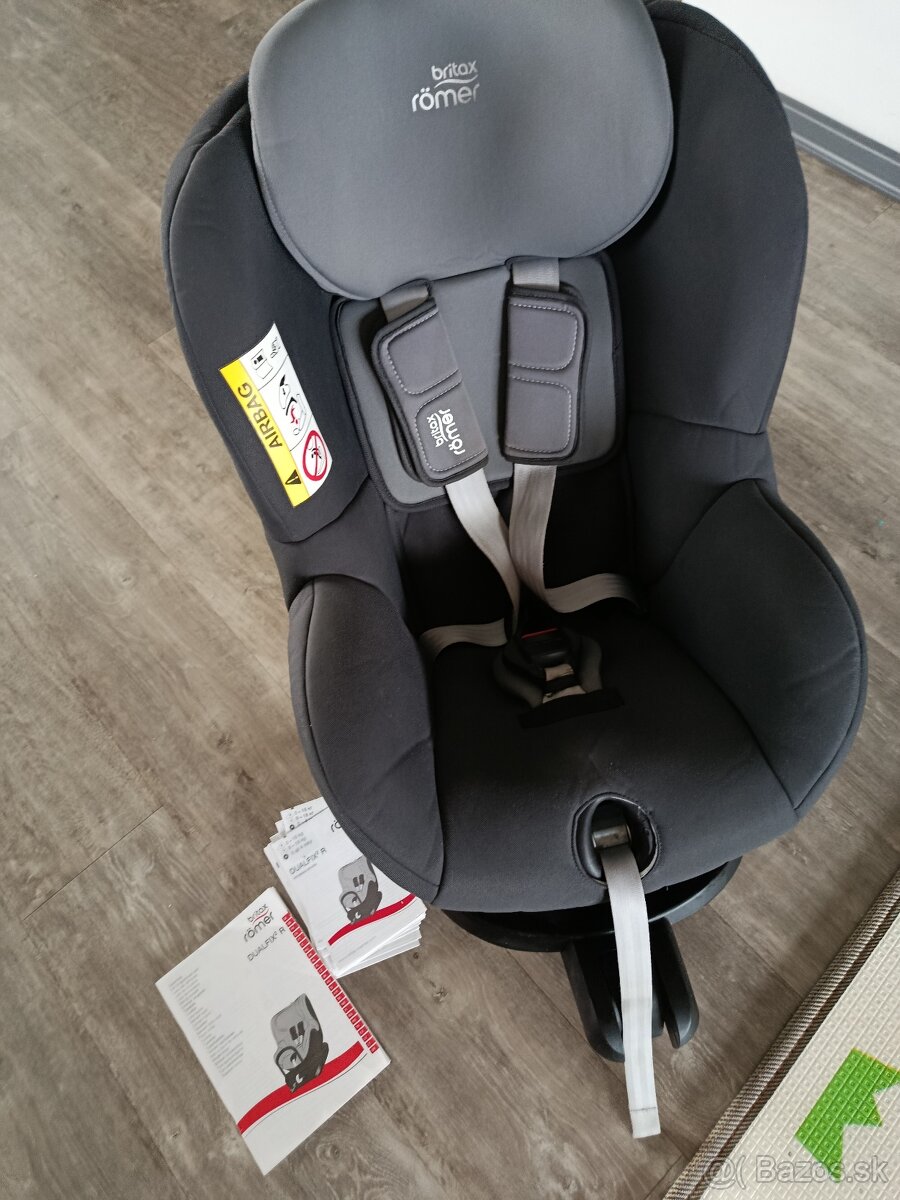Autosedačka Britax römer otočná
