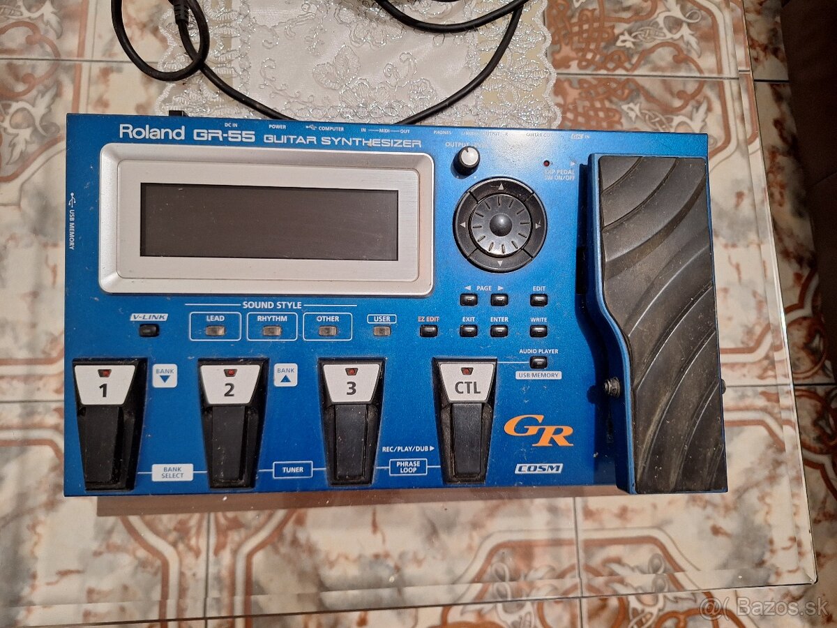 ROLAND GR-55 gitarový syntetizator
