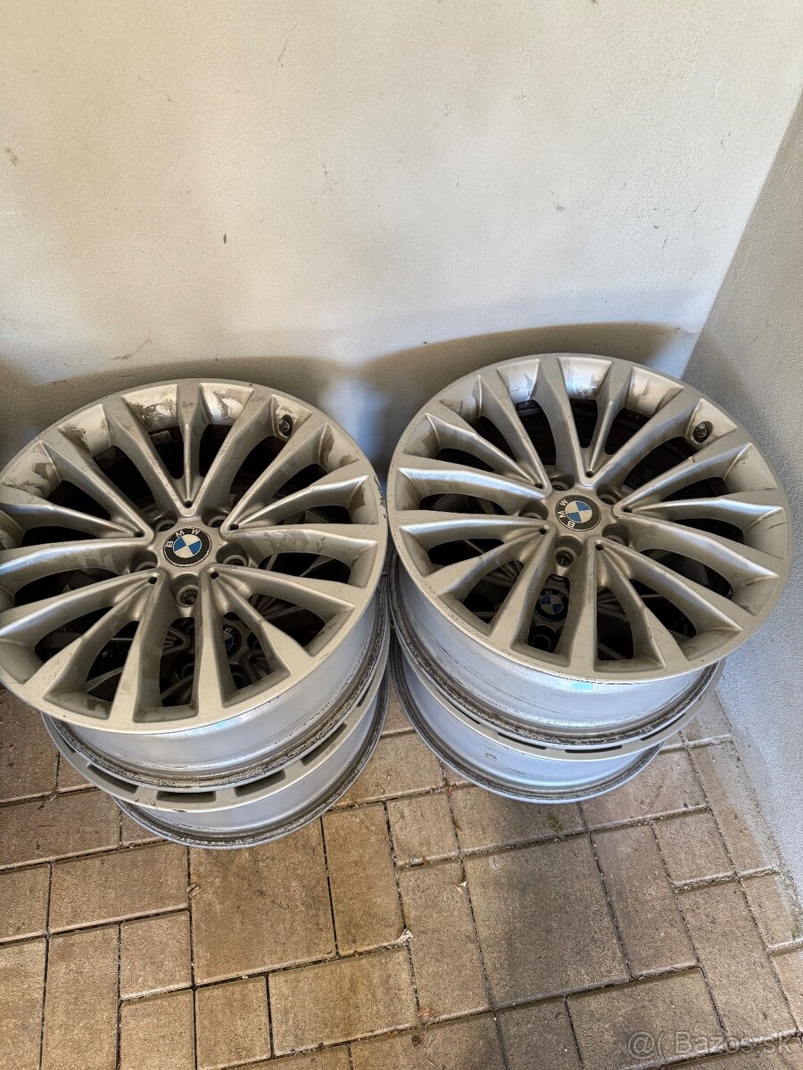 Elektrony BMW