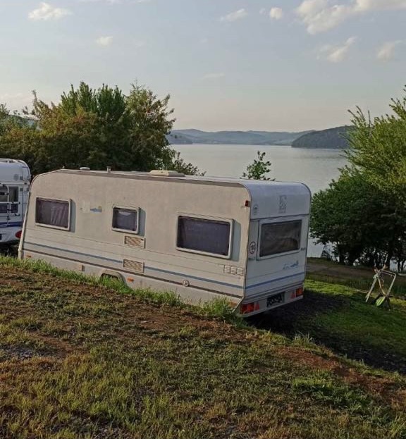 Karavan Knaus