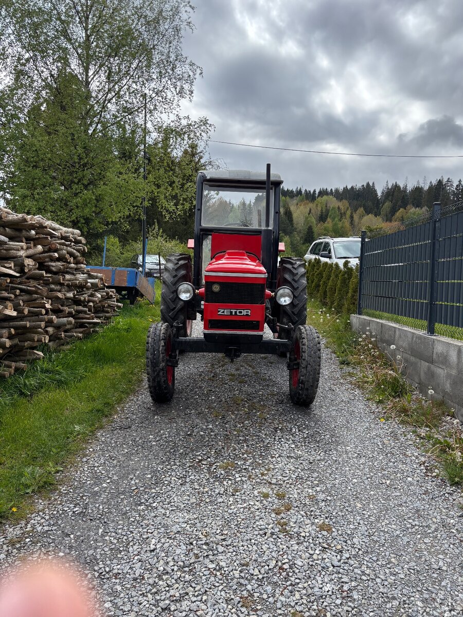 Predám Zetor 4712